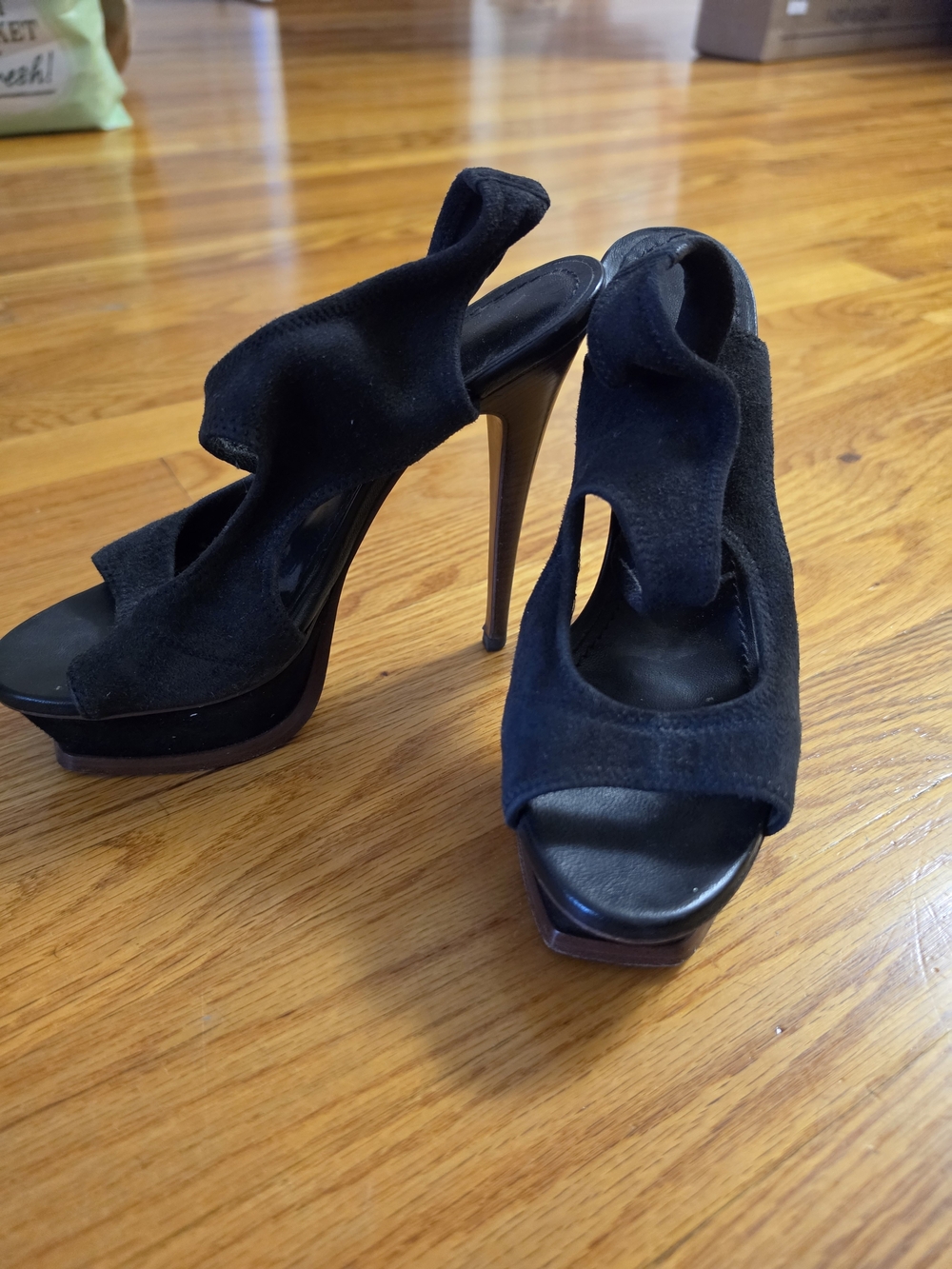 Vintage YSL Pump - Pre-owned